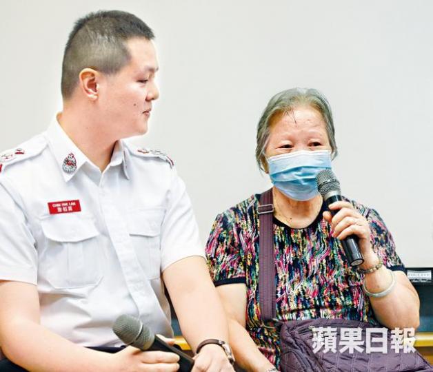 黃婆婆上月底中風，經緊急治療後身體已接近完全復元。李潤芳攝
