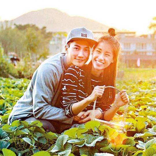 郭子豪(右)曾做A&F男模。
郭子豪(右)曾做A&F男模。