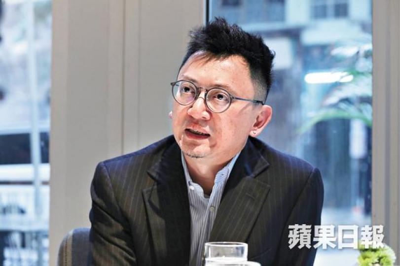 學者徐家健稱一些中產人士已考慮把資產搬到香港以外。
