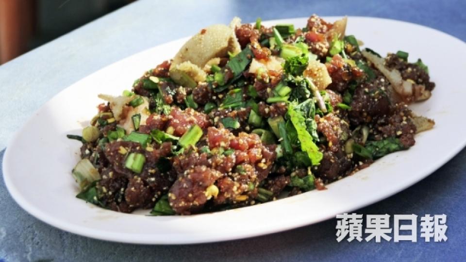 東北神秘伊善菜 生肉撈牛血記者唔敢食3