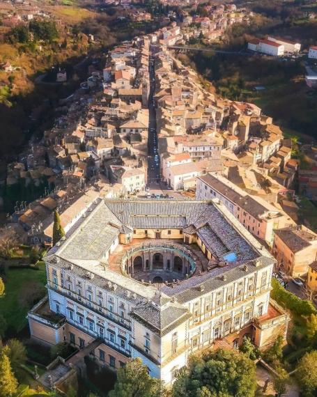 歐洲的法爾內塞宮 (Palazzo Farnese)震撼又壯觀...