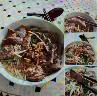 豬潤湯
我很懷念在星加坡常飮的豬潤湯，是補血佳品。...