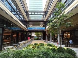 中環街市
中環街市最近舉行「細塑今昔 · 智建未來」微型藝術展覽,展出共100件富香港元素的模型精品,當中有25件更是首次亮相,包括全人手做的黃大仙祠風車檔、沙田龍舟競渡、蘭桂坊、戲曲中心等,新舊港式... 中環街市
中環街市最近舉行「細塑今昔 · 智建未來」微型藝術展覽,展出共100件富香港元素的模型精品,當中有25件更是首次亮相,包括全人手做的黃大仙祠風車檔、沙田龍舟競渡、蘭桂坊、戲曲中心等,新舊港式...